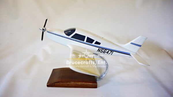 Piper Arrow II PA-28R-200 with detailed craftsmanship.